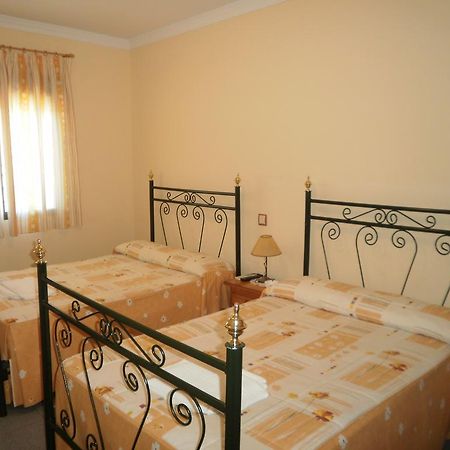 Hostal Miraflor De Las Cadenas Cuacos De Yuste Εξωτερικό φωτογραφία